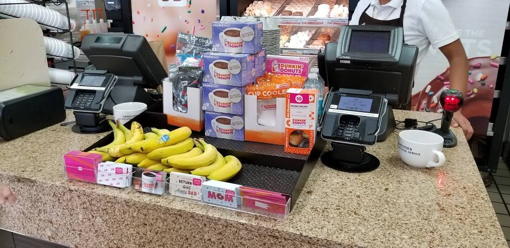 Dunkin | bakery | 2090 W Atlantic Ave, Delray Beach, FL 33445, USA | 5612786377 OR +1 561-278-6377