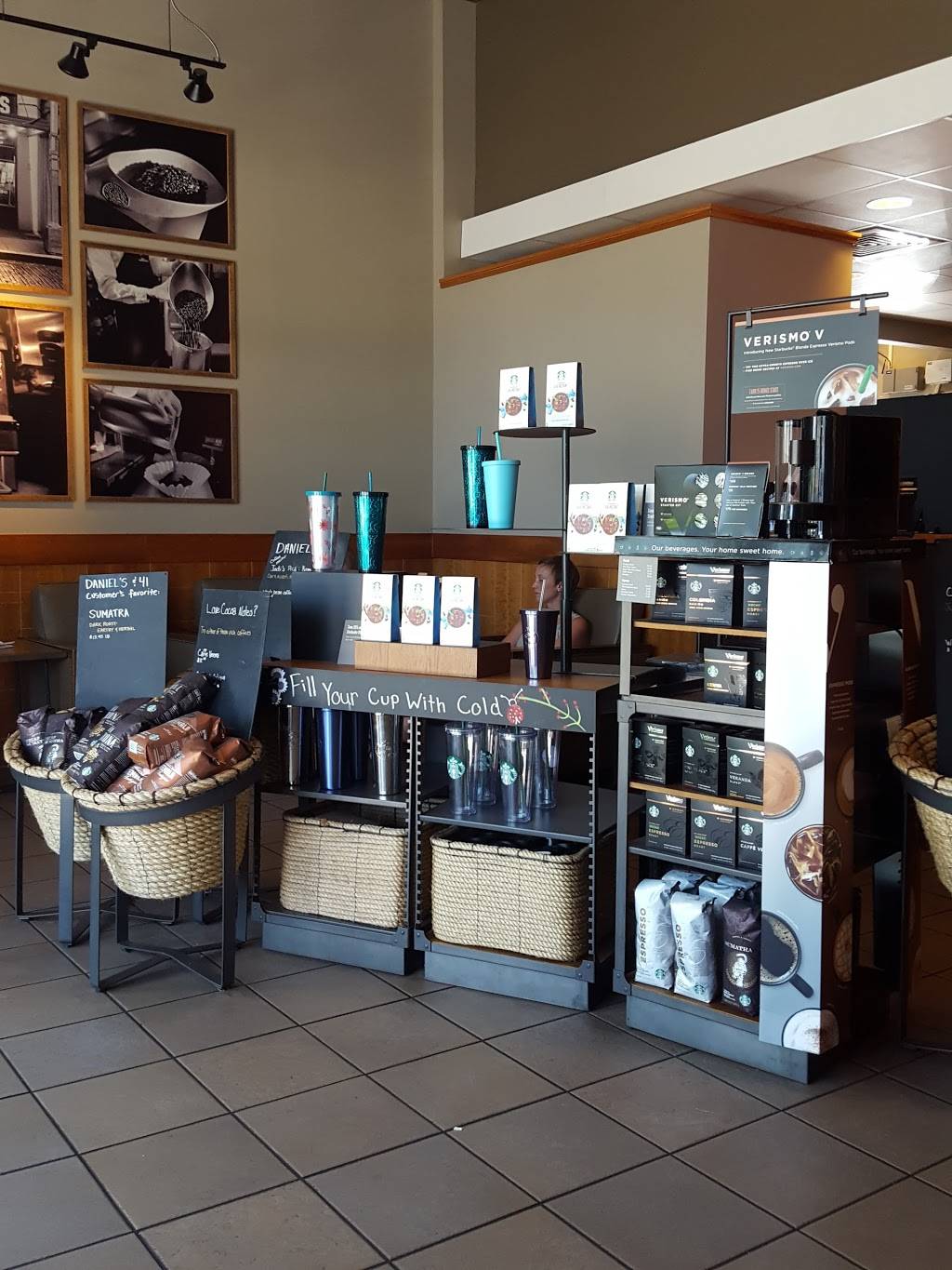 Starbucks | cafe | 5100 Daniels Pkwy #100, Fort Myers, FL 33912, USA | 2392676706 OR +1 239-267-6706