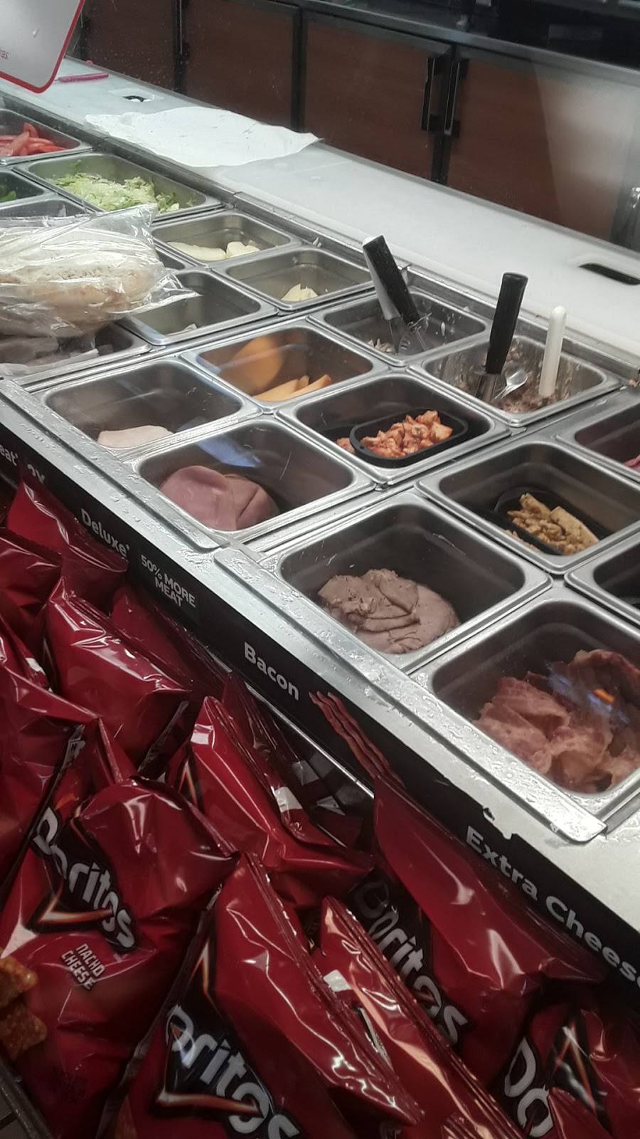 Subway Restaurants | restaurant | 2717 SW 37th Ave, Miami, FL 33133, USA | 7865028911 OR +1 786-502-8911