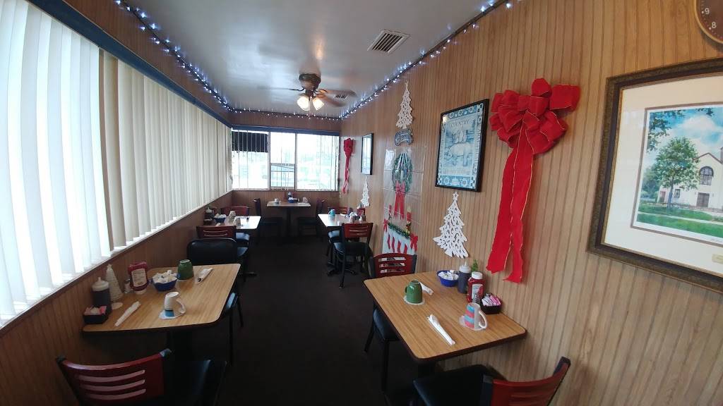 4-Bs Restaurant | restaurant | 173 S Charles Richard Beall Blvd, DeBary, FL 32713, USA | 3866684586 OR +1 386-668-4586