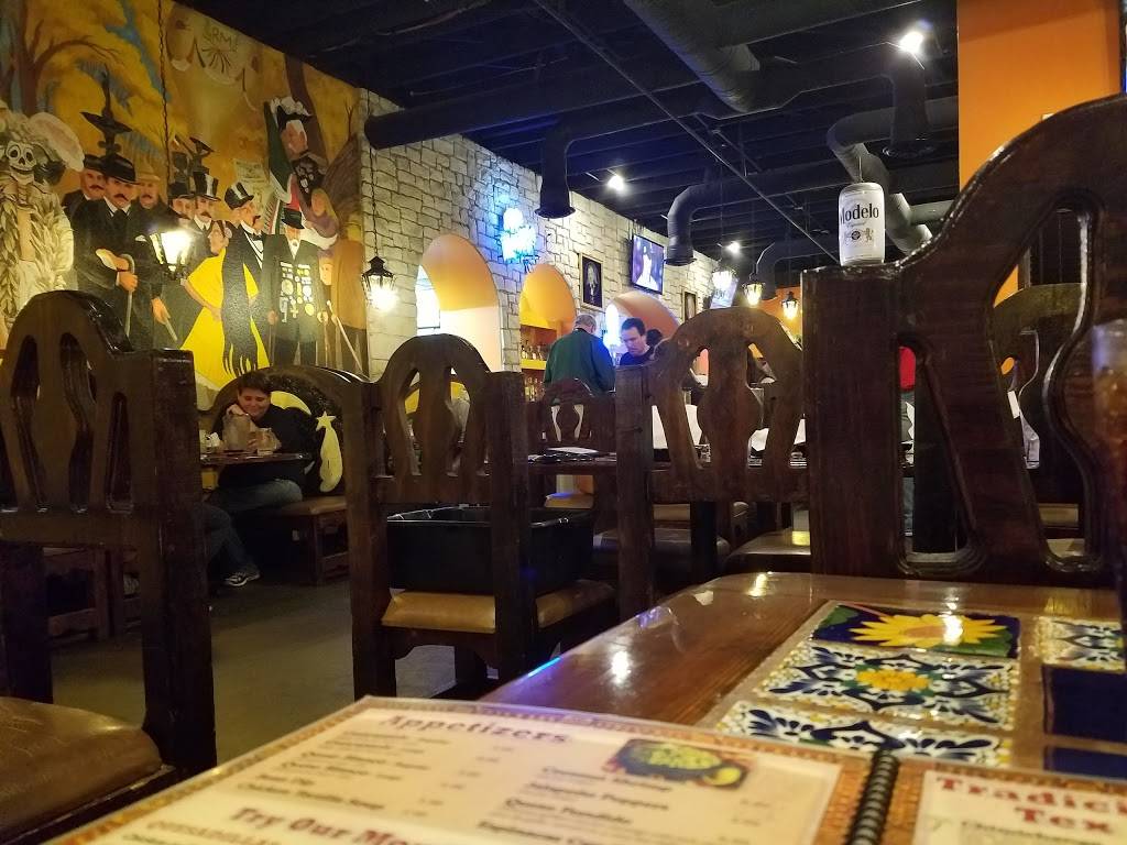 Los Cocos | restaurant | 1257 N Rock Rd, Derby, KS 67037, USA | 3164250199 OR +1 316-425-0199
