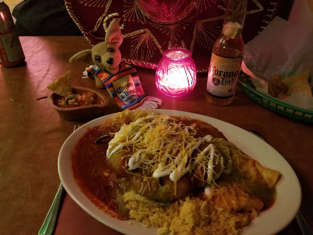 Hot Tamales | restaurant | 26 E Oak St, Sturgeon Bay, WI 54235, USA | 9207460600 OR +1 920-746-0600