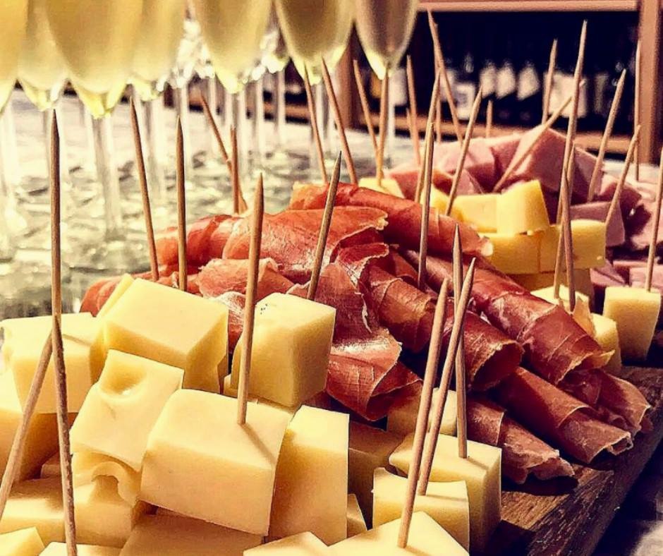 La Estancia Argentina Hallandale | restaurant | 801 N Federal Hwy #101, Hallandale Beach, FL 33009, USA | 9544549900 OR +1 954-454-9900