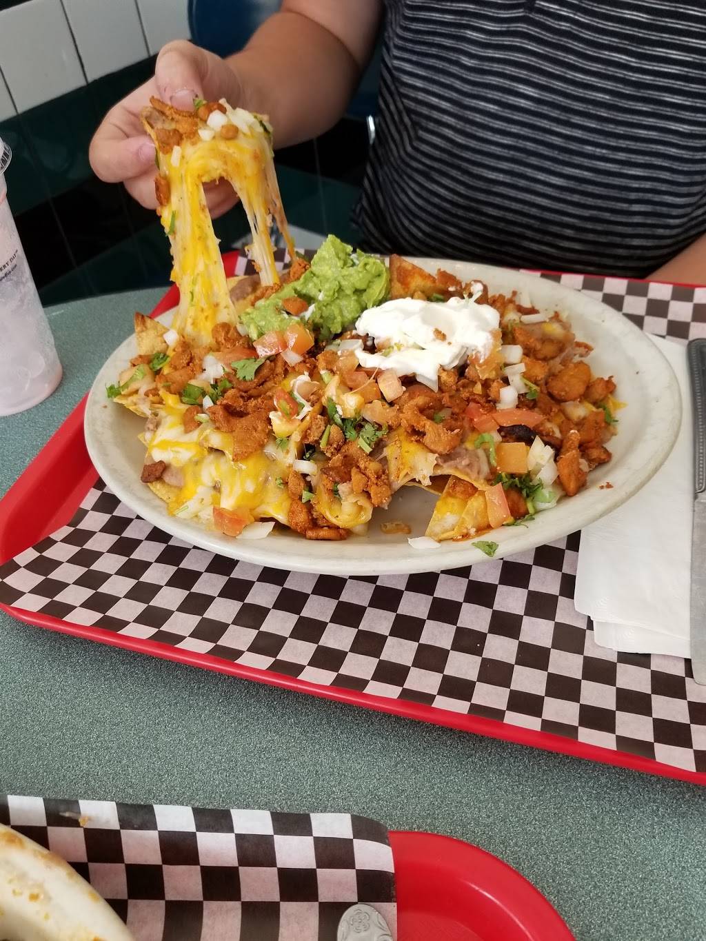 Taqueria El Trio Loco | restaurant | 200 Broadway St, Seaside, OR 97138, USA | 5037397121 OR +1 503-739-7121