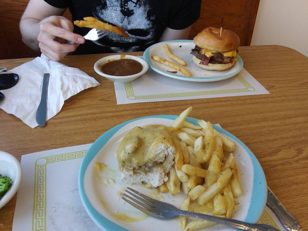 Lilys Restaurant | restaurant | 535 W Mahoning St, Punxsutawney, PA 15767, USA | 8149389419 OR +1 814-938-9419