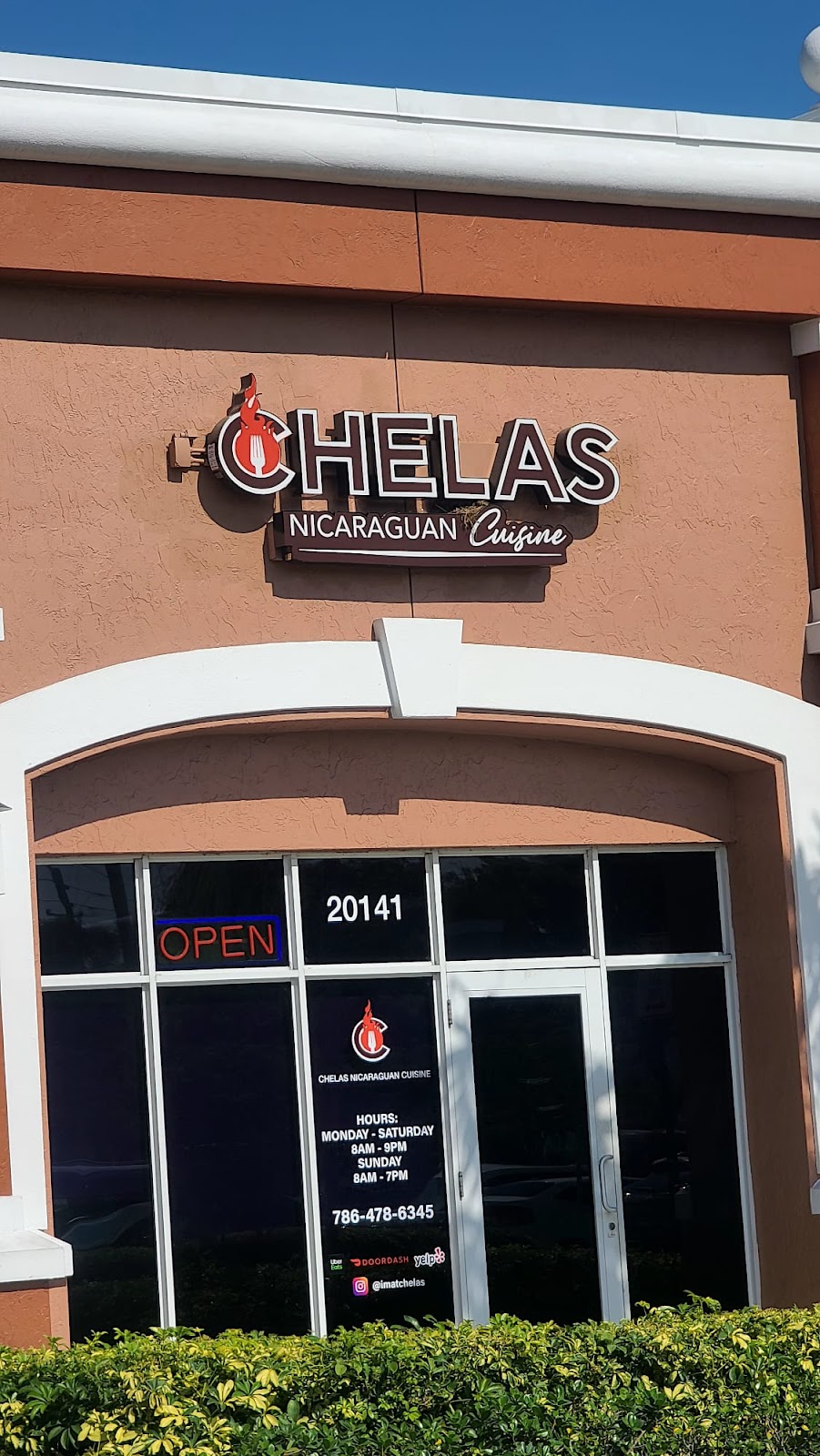 Chelas Nicaraguan Cuisine - Fritanga | restaurant | 20141 SW 127th Ave, Miami, FL 33177, USA | 7864786345 OR +1 786-478-6345
