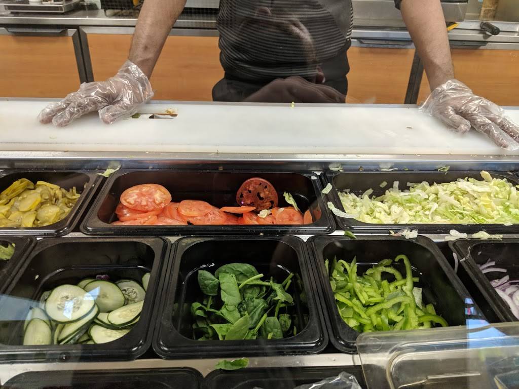 Subway Restaurants | restaurant | 455 E 116th St, New York, NY 10029, USA | 2123607576 OR +1 212-360-7576