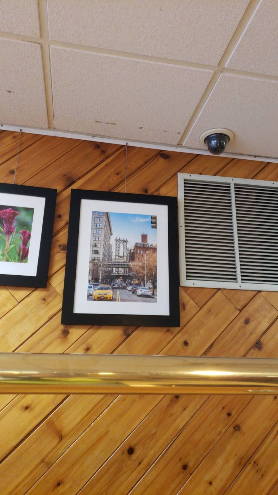 Bronx Boyz Pizza and Lounge | cafe | 283 Broadway, Newburgh, NY 12550, USA | 8455628188 OR +1 845-562-8188