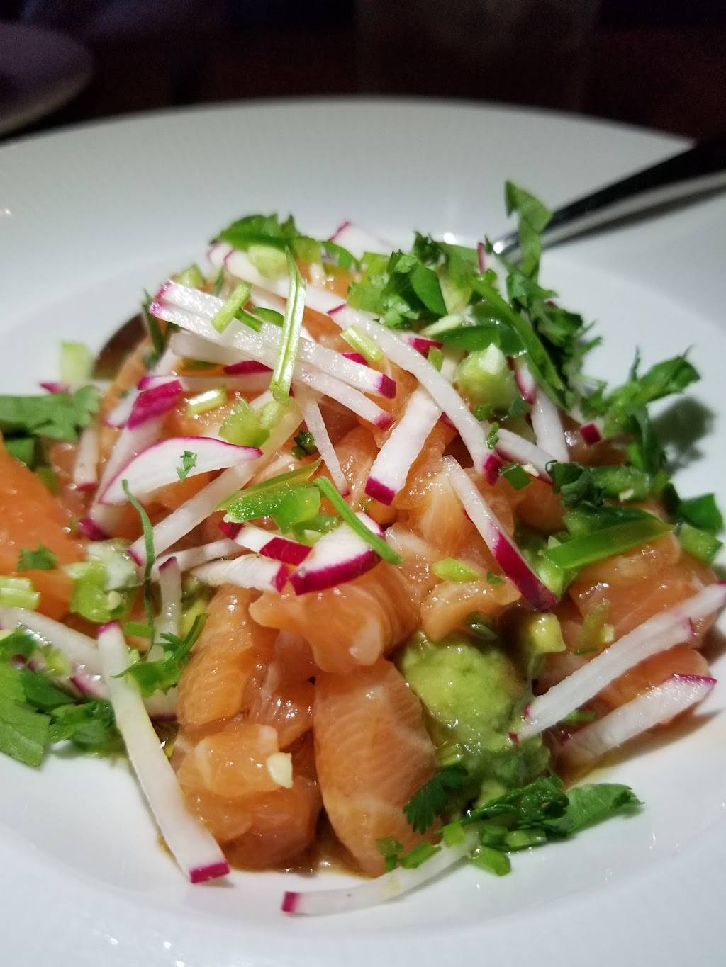 Dos Urban Cantina | restaurant | 2829 W Armitage Ave, Chicago, IL 60647, USA | 7736616452 OR +1 773-661-6452