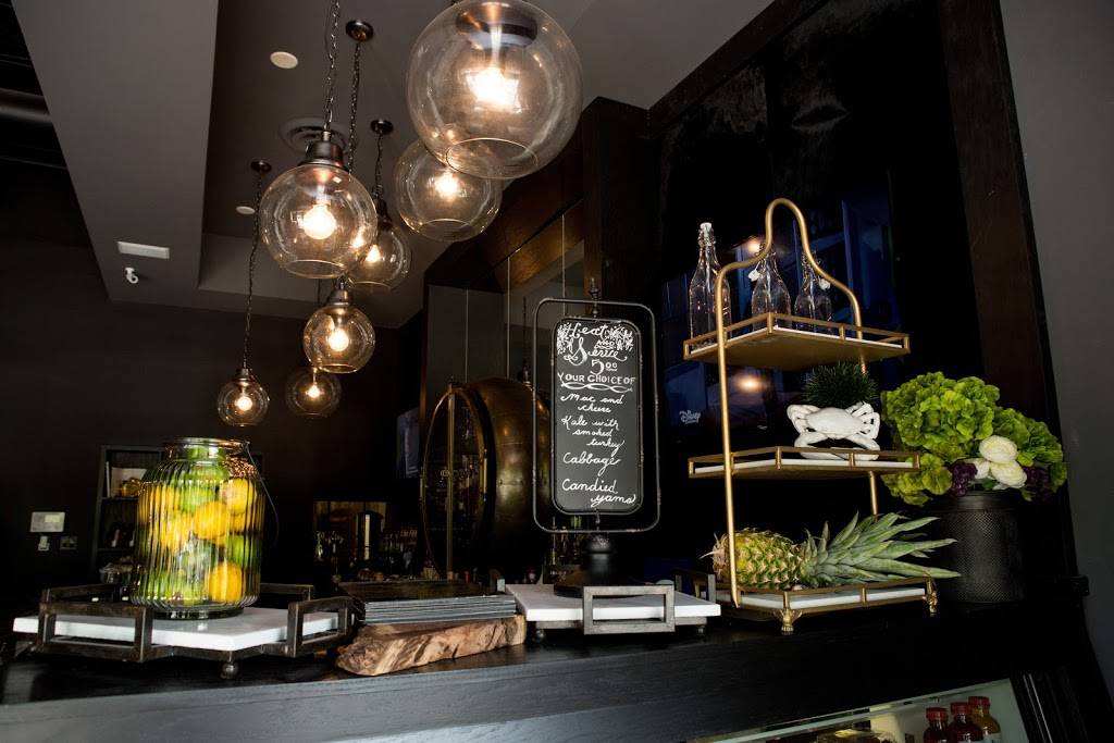 Bella... A Baltimore Crab & Seafood CO. | restaurant | 3220 Butner Rd #250, Atlanta, GA 30331, USA | 4042288657 OR +1 404-228-8657