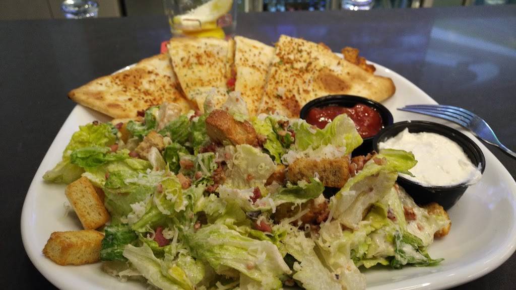 Boston Pizza | restaurant | 275 Brockville St Unit 18, Smiths Falls, ON K7A 4Z6, Canada | 6132051030 OR +1 613-205-1030