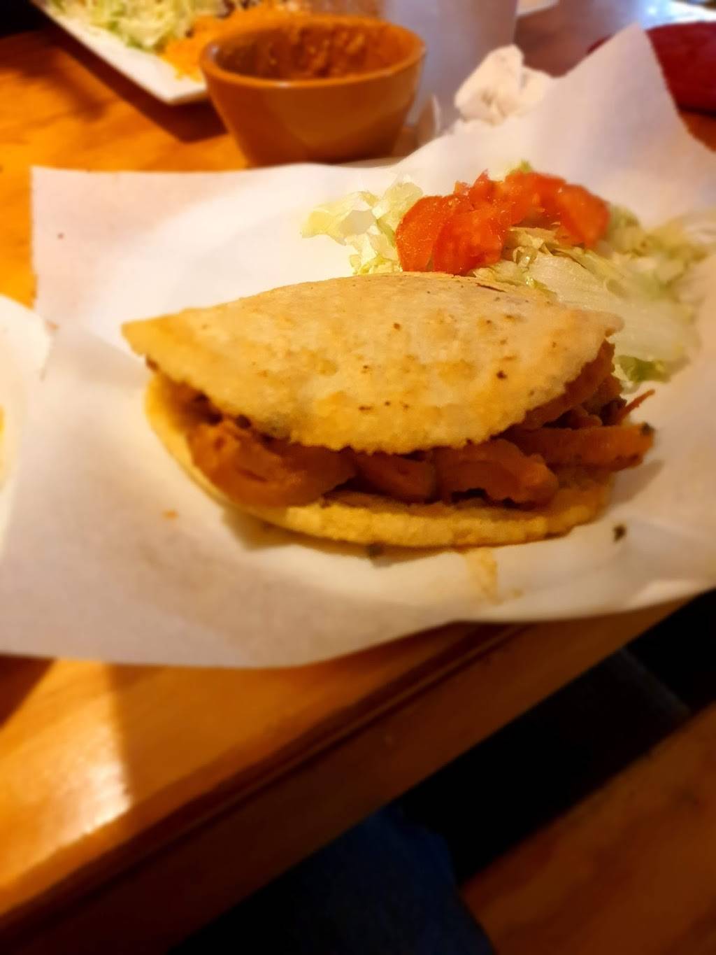 El Valle Mexican Restaurant | restaurant | 2925 W 38th Ave, Denver, CO 80211, USA | 3039756456 OR +1 303-975-6456