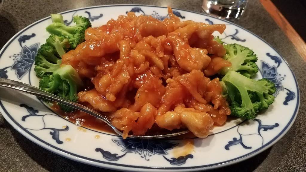 Red Dragon Chinese Restaurant | restaurant | 2513 Fairview Rd, Raleigh, NC 27608, USA | 9197821102 OR +1 919-782-1102