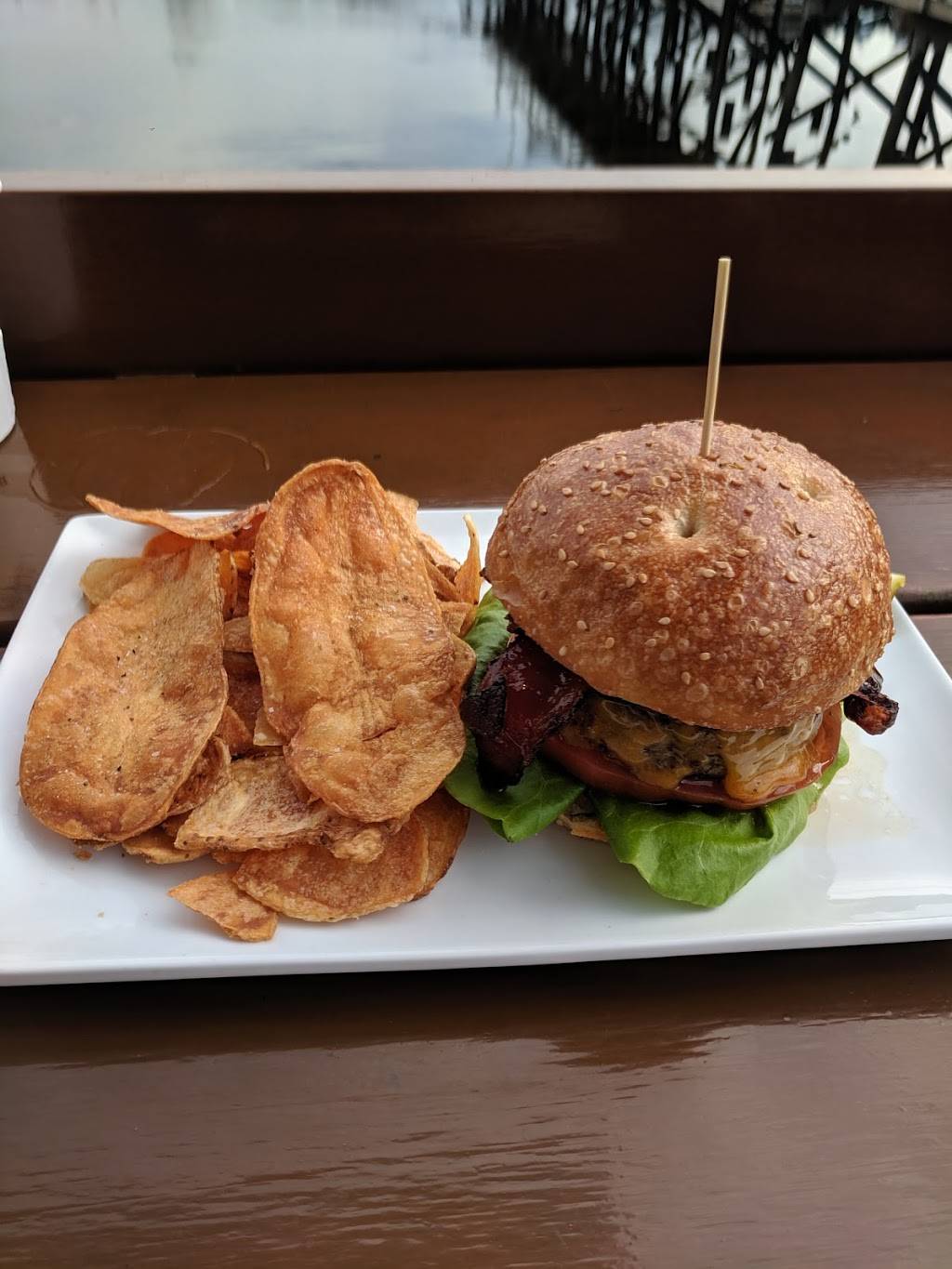 The Deck | restaurant | 179 Bridge Rd, Salisbury, MA 01952, USA | 9784994422 OR +1 978-499-4422