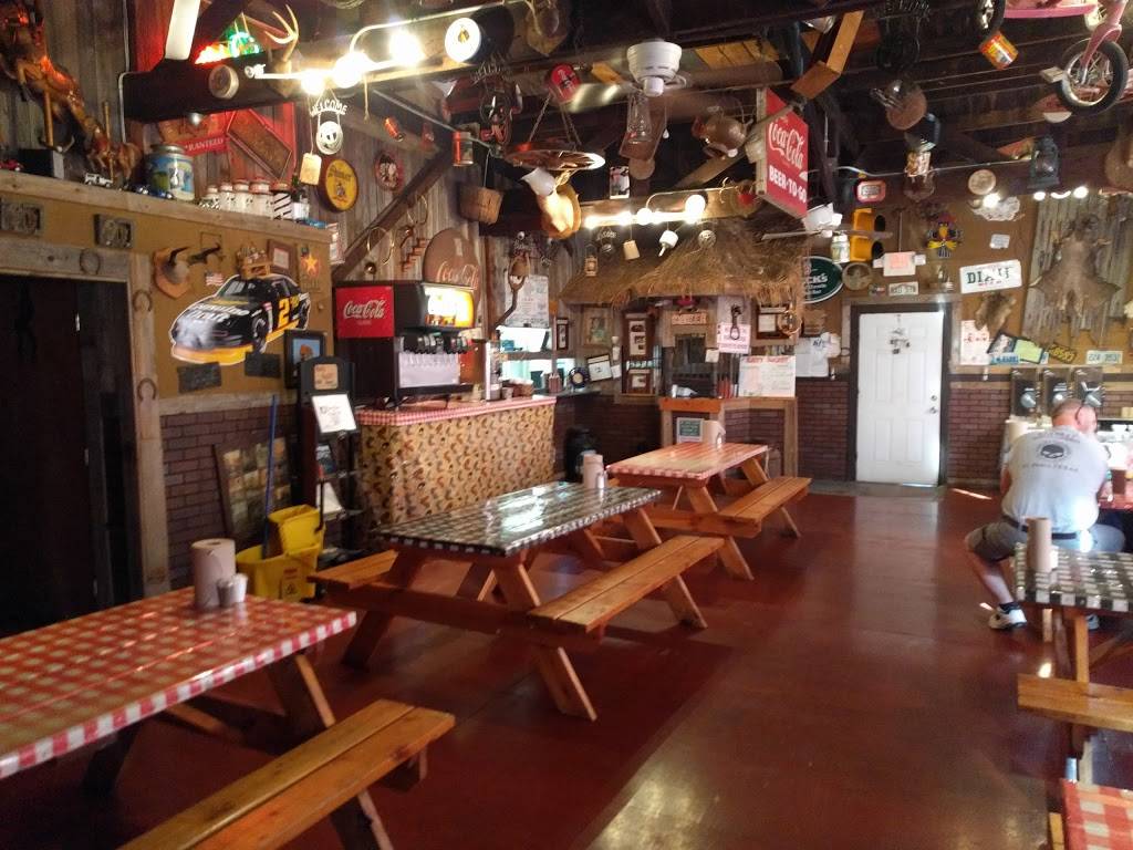 Rusty Bucket BBQ | restaurant | 600 Cupples Rd, San Antonio, TX 78237, USA | 2104336663 OR +1 210-433-6663