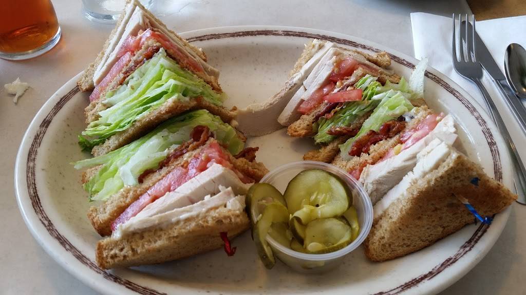 Leos Country Oven | restaurant | 28611 John R Rd, Madison Heights, MI 48071, USA | 2483999939 OR +1 248-399-9939