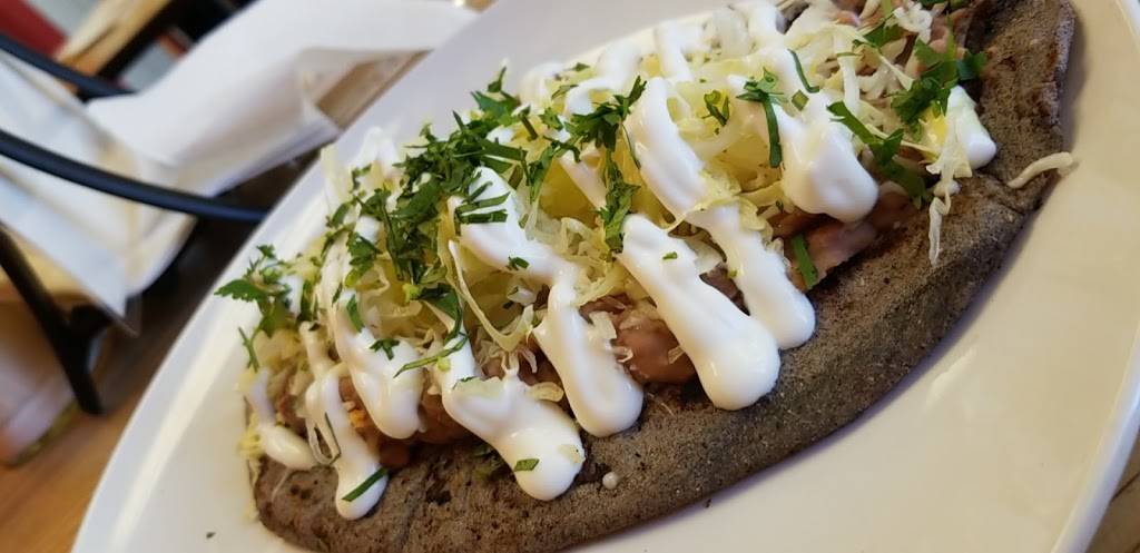 Xocome Antojeria | restaurant | 5200 S Archer Ave, Chicago, IL 60632, USA | 7734986679 OR +1 773-498-6679