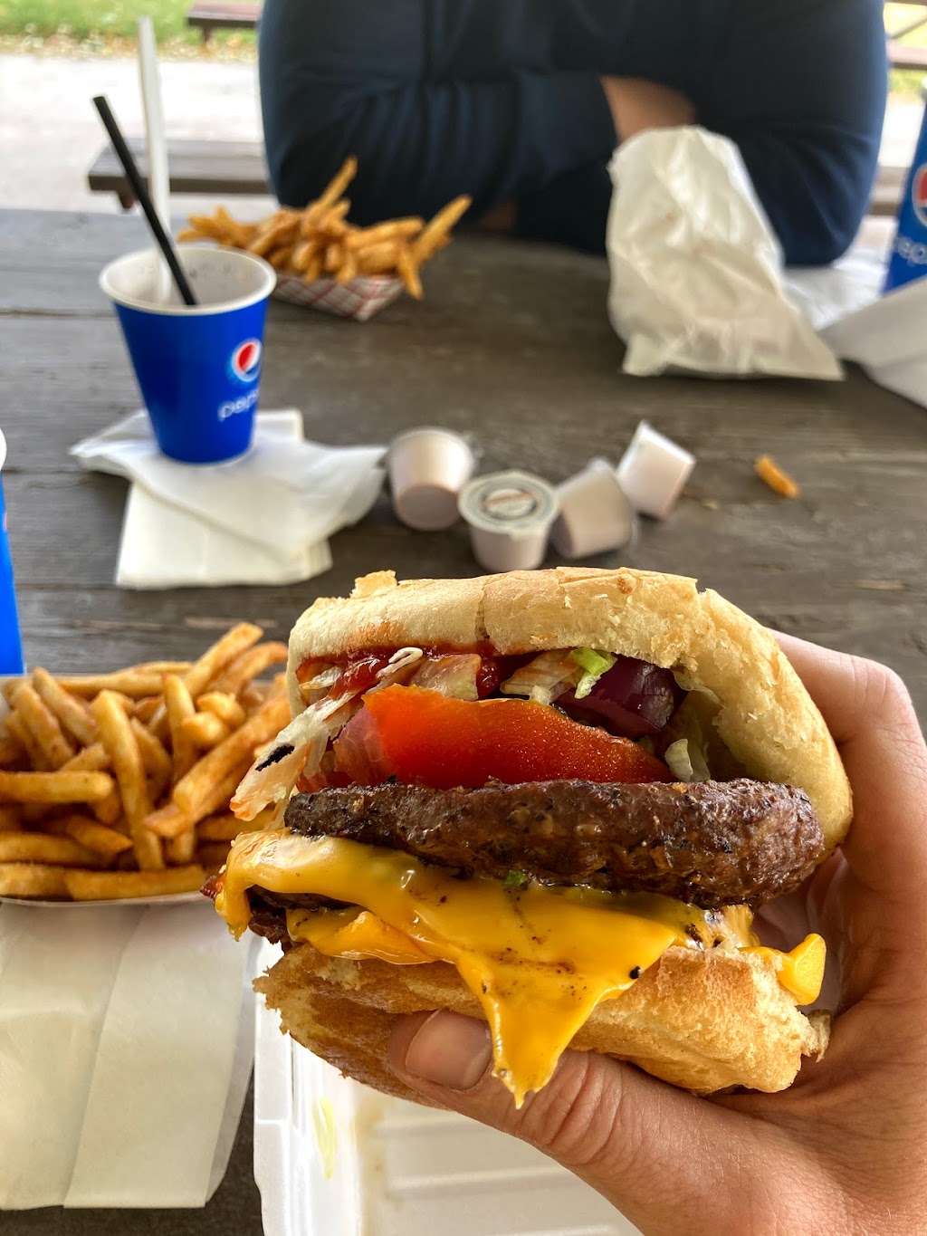 Grub Box Drive Inn | restaurant | 95 N State St, Ferron, UT 84523, USA | 4353842623 OR +1 435-384-2623