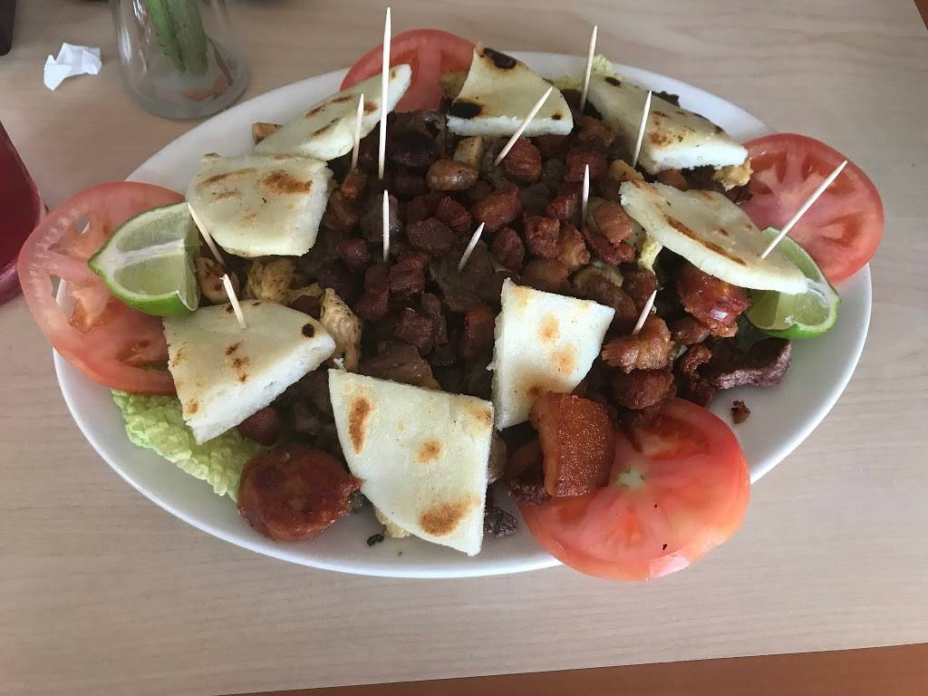 La Colombiana | restaurant | 11216 Grandview Ave, Wheaton, MD 20902, USA | 2406217629 OR +1 240-621-7629