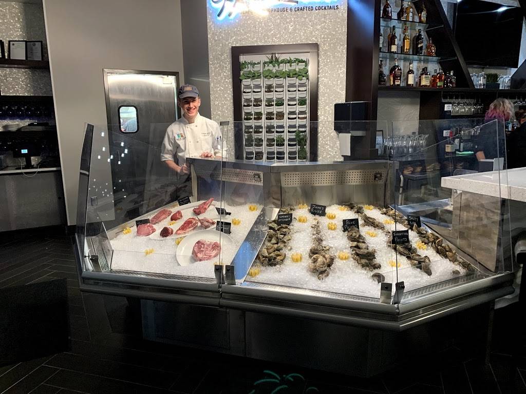 Off the Hook Seafood & Chophouse | restaurant | 2000 Colley Ave, Norfolk, VA 23517, USA | 7574213313 OR +1 757-421-3313