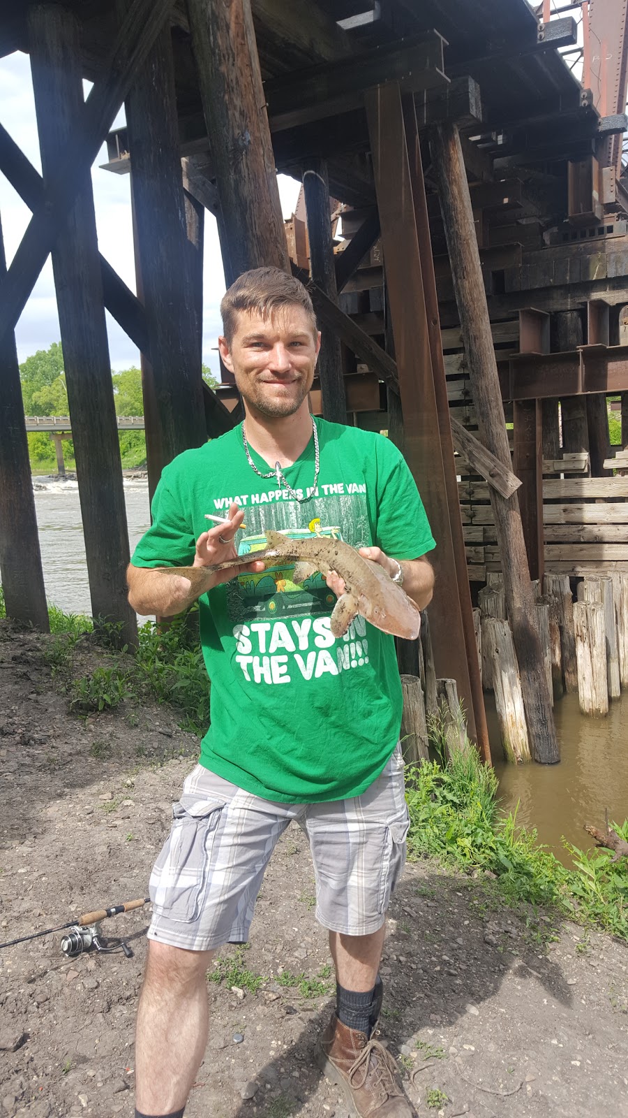 Fleegs Riverside Road House | restaurant | 44368 309th St, Mission Hill, SD 57046, USA | 6056659749 OR +1 605-665-9749