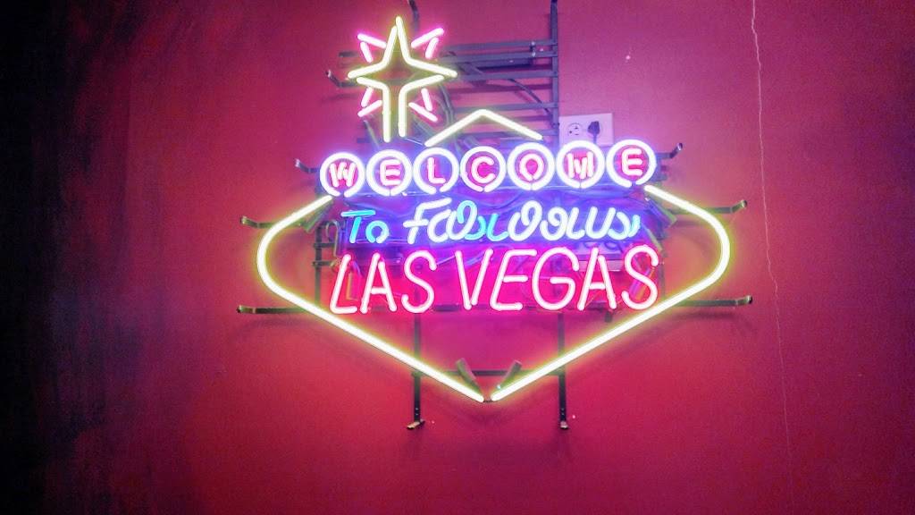 Brasserie Lafontaine | restaurant | 63 Boulevard Saint-Jean-Baptiste, Châteauguay, QC J6J 3H5, Canada | 4506918386 OR +1 450-691-8386