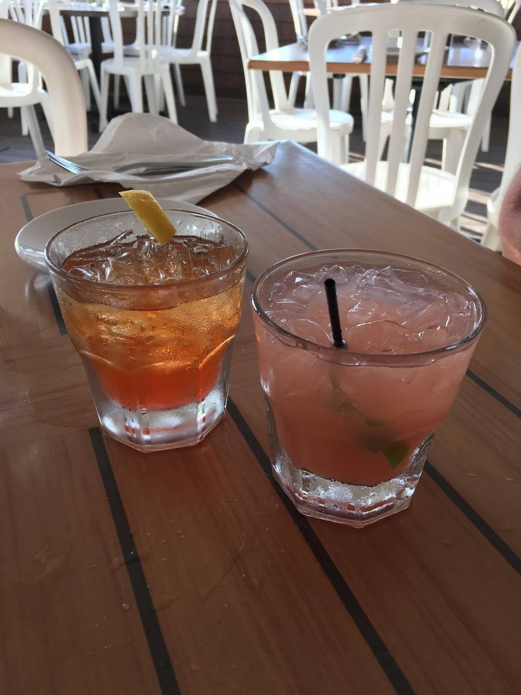 Bocce Beach | restaurant | 927 Evergreen Walk, Ocean Beach, NY 11770, USA | 6315838100 OR +1 631-583-8100