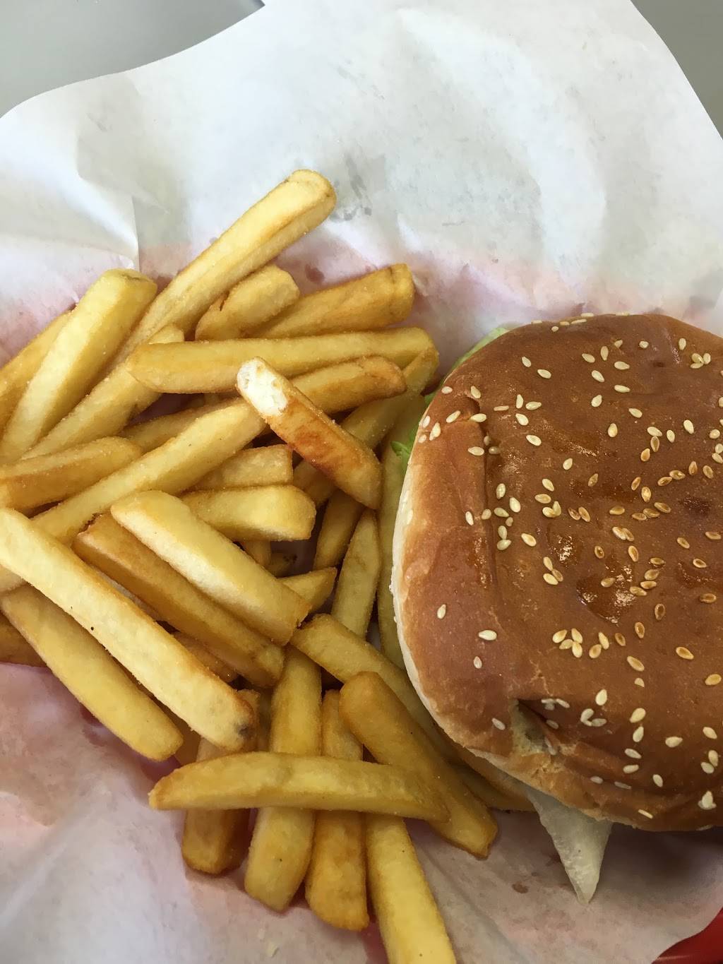 Flips Beef of Glen Ellyn | meal takeaway | 5647, 340 Roosevelt Rd, Glen Ellyn, IL 60137, USA | 6304695828 OR +1 630-469-5828