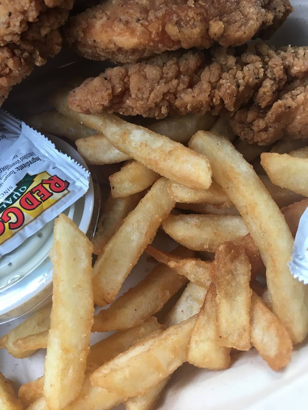 Rose & Vickis Bakery, Subs & Pizza | restaurant | 747 State Rd, Plymouth, MA 02360, USA | 5082246809 OR +1 508-224-6809