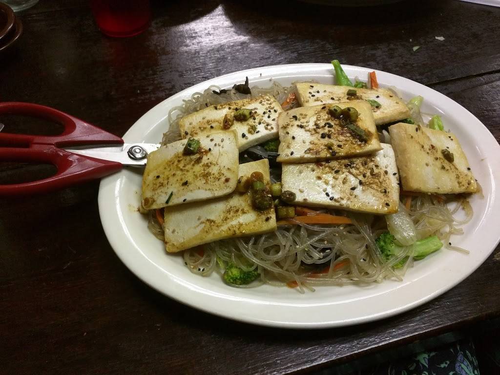 Kal Bee Restaurant | restaurant | 3489, 609 Snidow St, Pembroke, VA 24136, USA | 5406266011 OR +1 540-626-6011