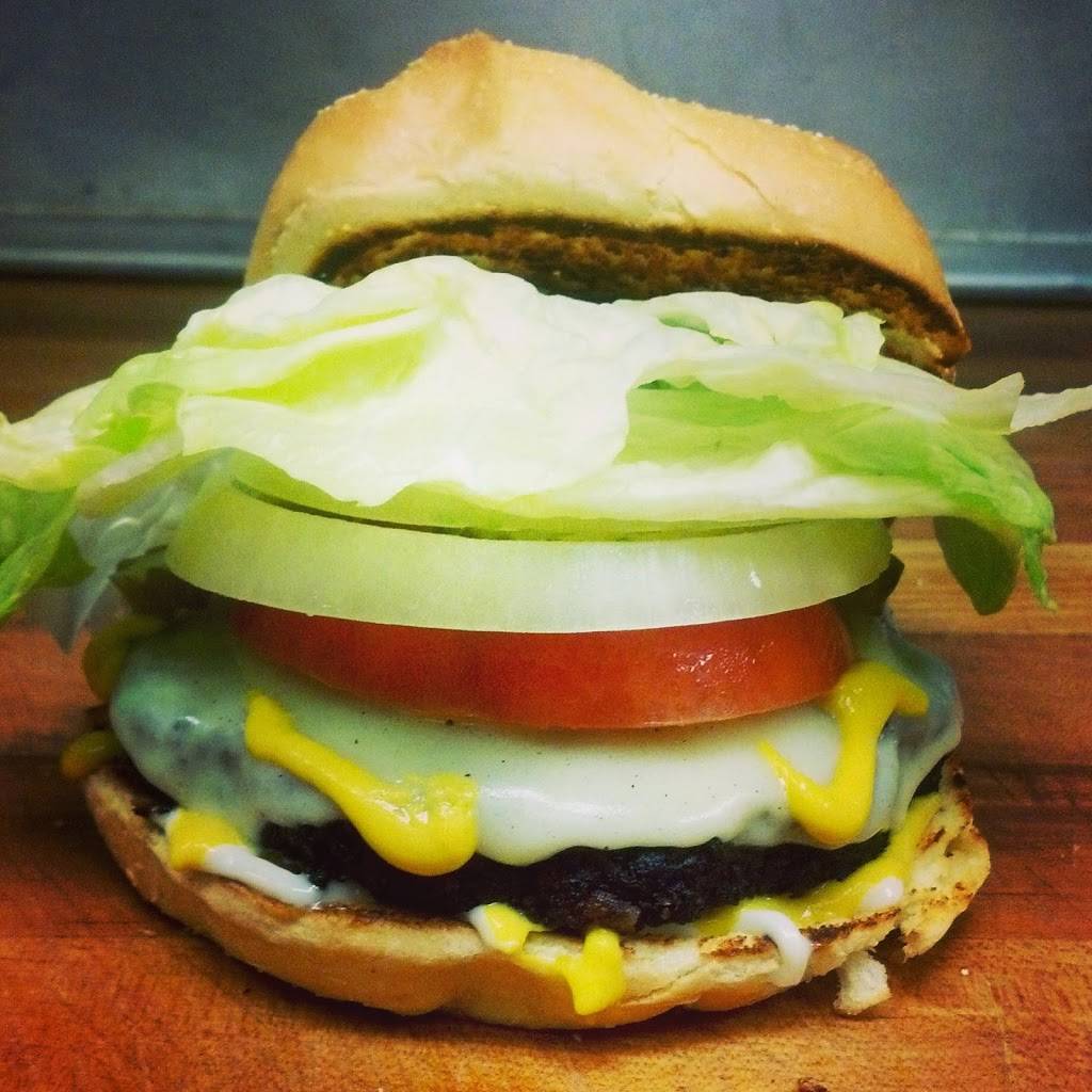 Meat n Fire | restaurant | 1925 S Narcoossee Rd, St Cloud, FL 34771, USA | 4078916070 OR +1 407-891-6070