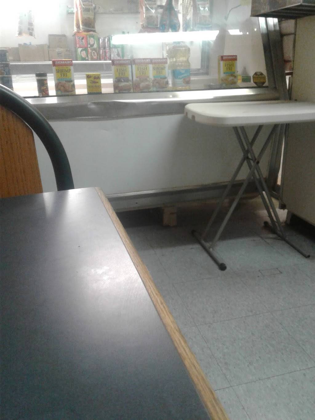 Justin Seafood | restaurant | 1870 Mt Meigs Rd, Montgomery, AL 36107, USA | 3342632119 OR +1 334-263-2119