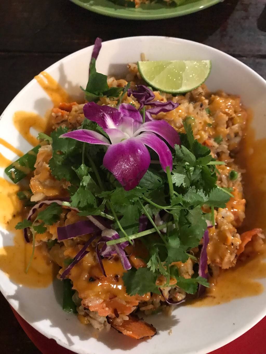 Nitallys Thai-Mex Express | restaurant | 6800 Gulfport Blvd S Suite #111, South Pasadena, FL 33707, USA | 7272893695 OR +1 727-289-3695