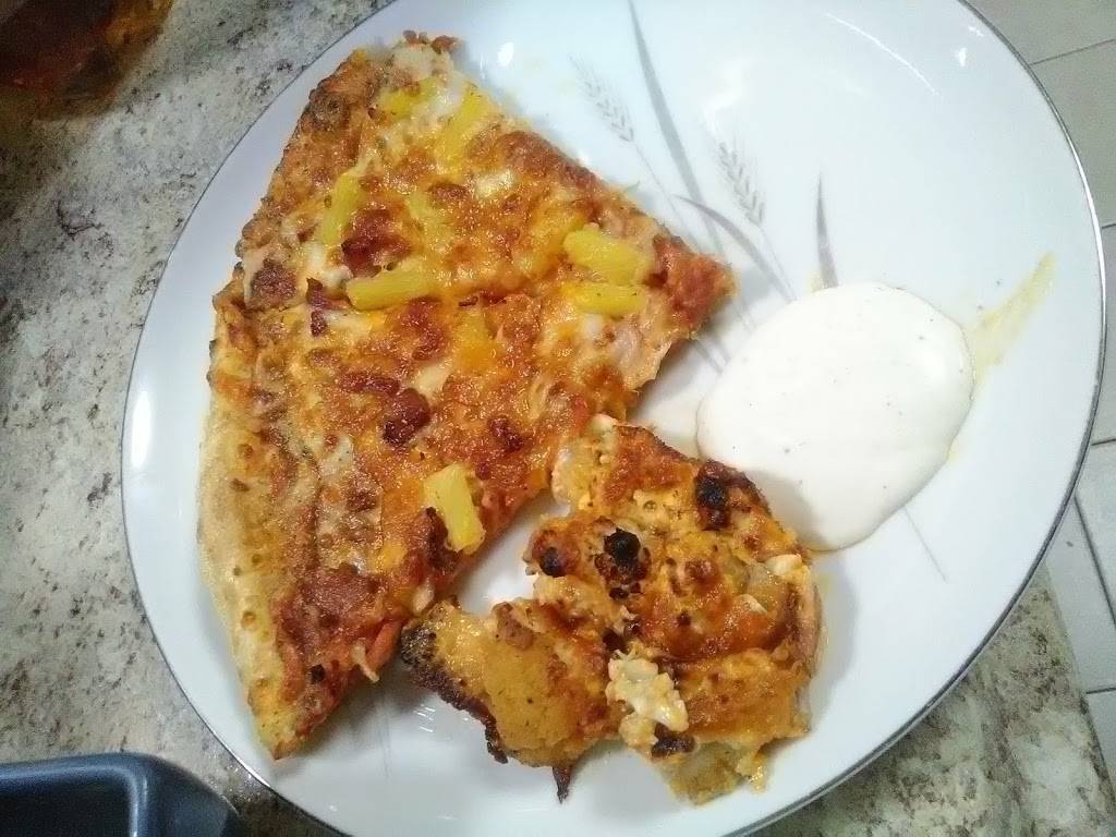 Dominos Pizza | meal delivery | 1460 Lyell Ave, Rochester, NY 14606, USA | 5857363507 OR +1 585-736-3507