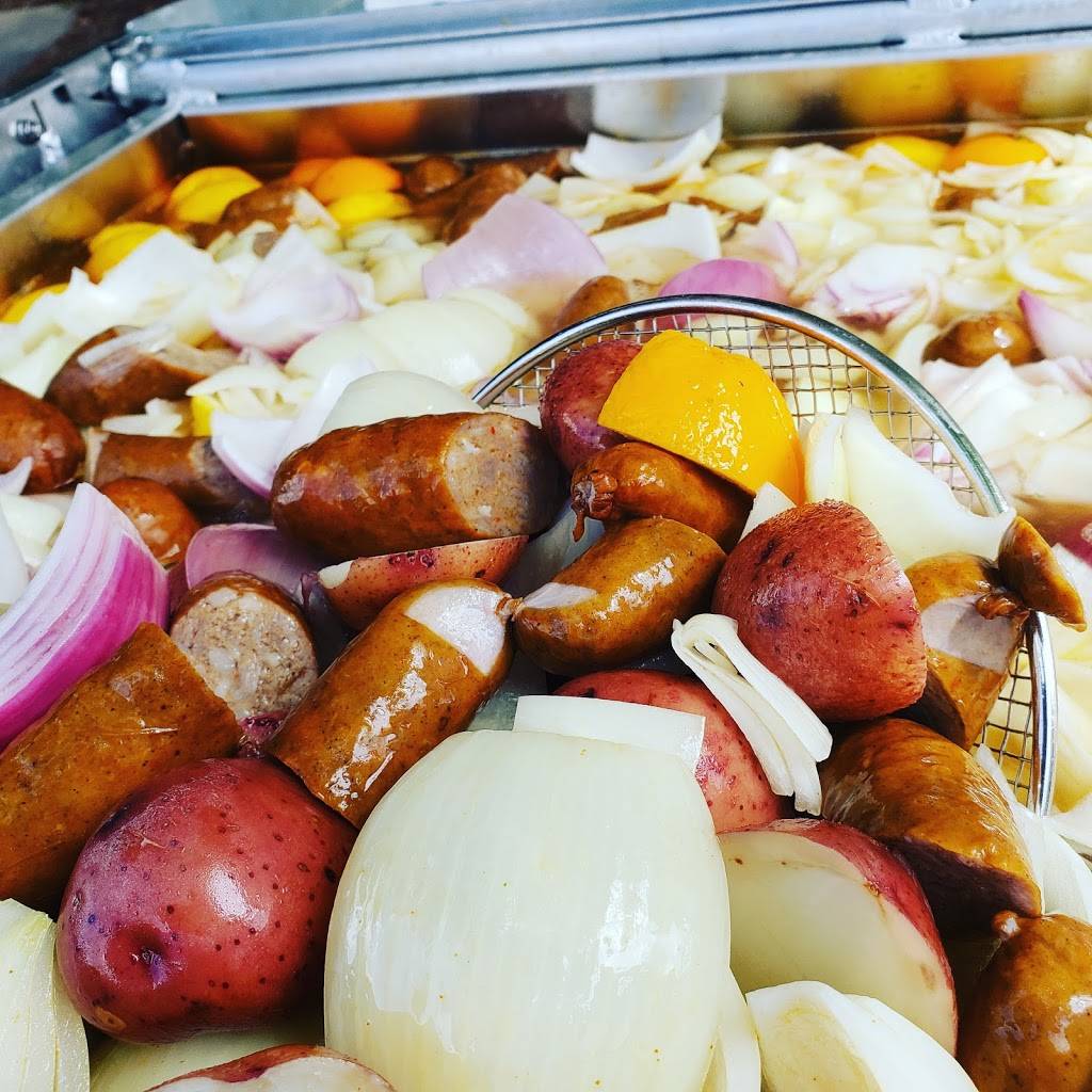 Shuckers Oyster House | restaurant | 481 Rome St, Carrollton, GA 30117, USA | 7708096434 OR +1 770-809-6434