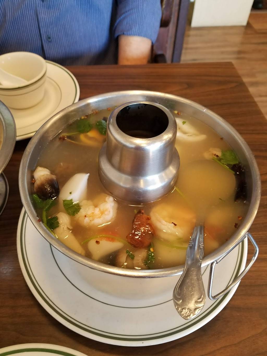 Khun Khao Thai Restaurant | restaurant | 13550 Roscoe Blvd, Panorama City, CA 91402, USA | 8187866969 OR +1 818-786-6969