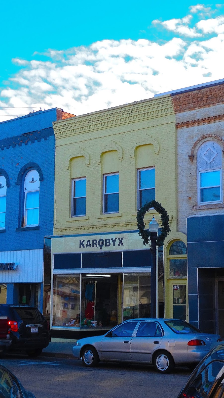 Karobyx Inc | restaurant | 148 3rd St, Baraboo, WI 53913, USA | 6083564113 OR +1 608-356-4113