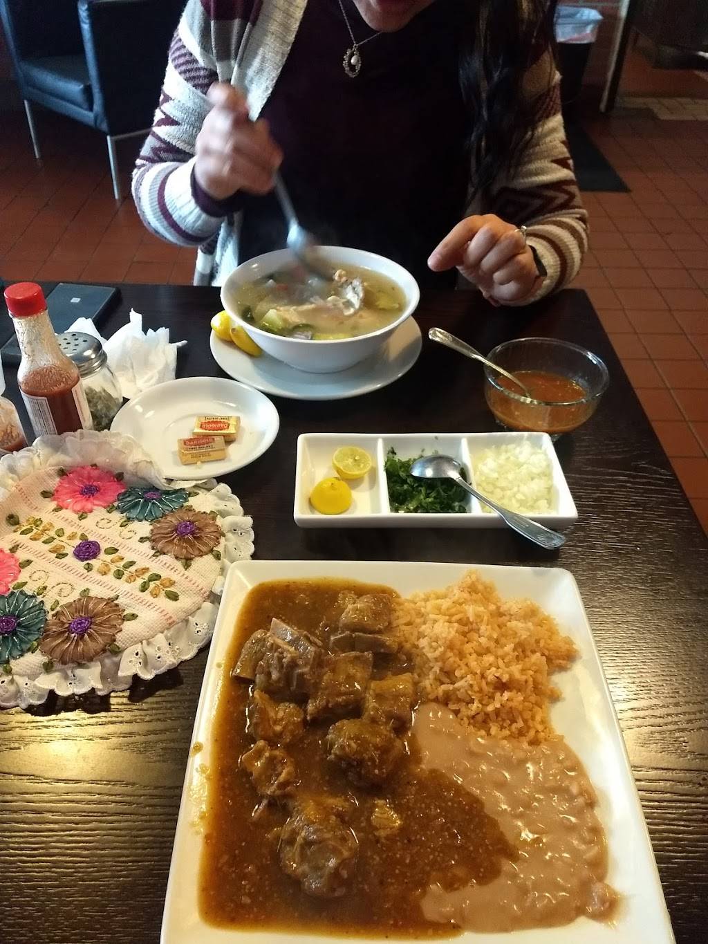 Cafe Tizon | restaurant | 11308 Lower Azusa Rd, El Monte, CA 91732, USA | 6265221554 OR +1 626-522-1554