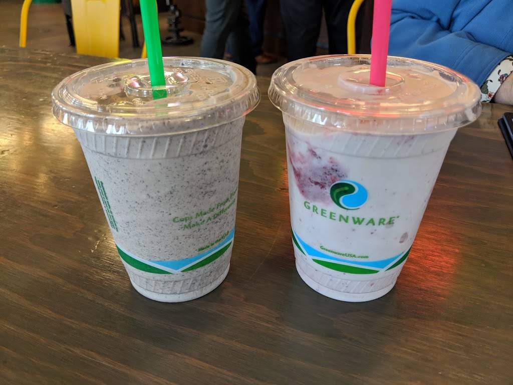 Nuttys Junkyard Grill | restaurant | 6717 204th St NE, Arlington, WA 98223, USA | 3604037538 OR +1 360-403-7538