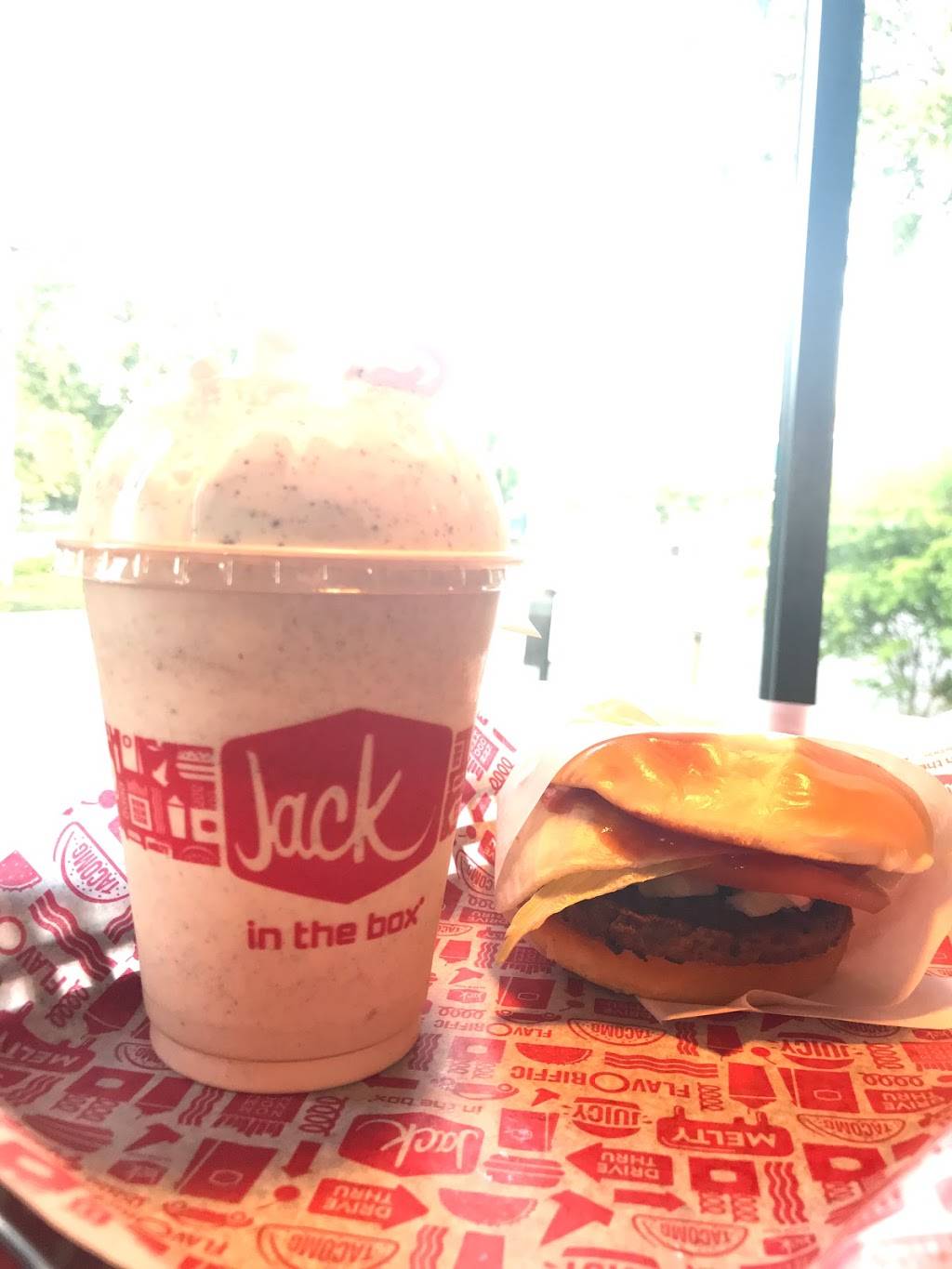 Jack in the Box | restaurant | 8829 S 180th St, Kent, WA 98032, USA | 4252510286 OR +1 425-251-0286