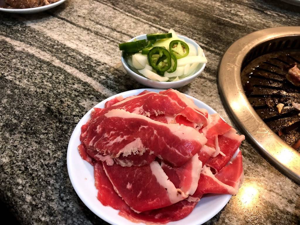 moon bbq | restaurant | 16334 S Western Ave, Gardena, CA 90247, USA | 3103273355 OR +1 310-327-3355