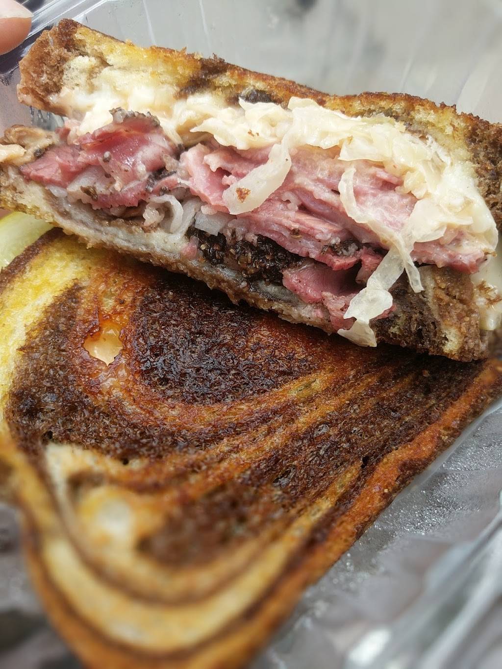 Pickles Deli | restaurant | 200 N Broadway #110, St. Louis, MO 63102, USA | 3142412255 OR +1 314-241-2255