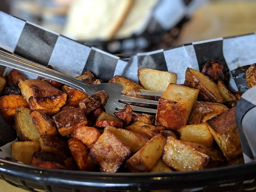 Fifth Frame Brewing Co. | restaurant | 155 St Paul St, Rochester, NY 14604, USA | 5857357155 OR +1 585-735-7155