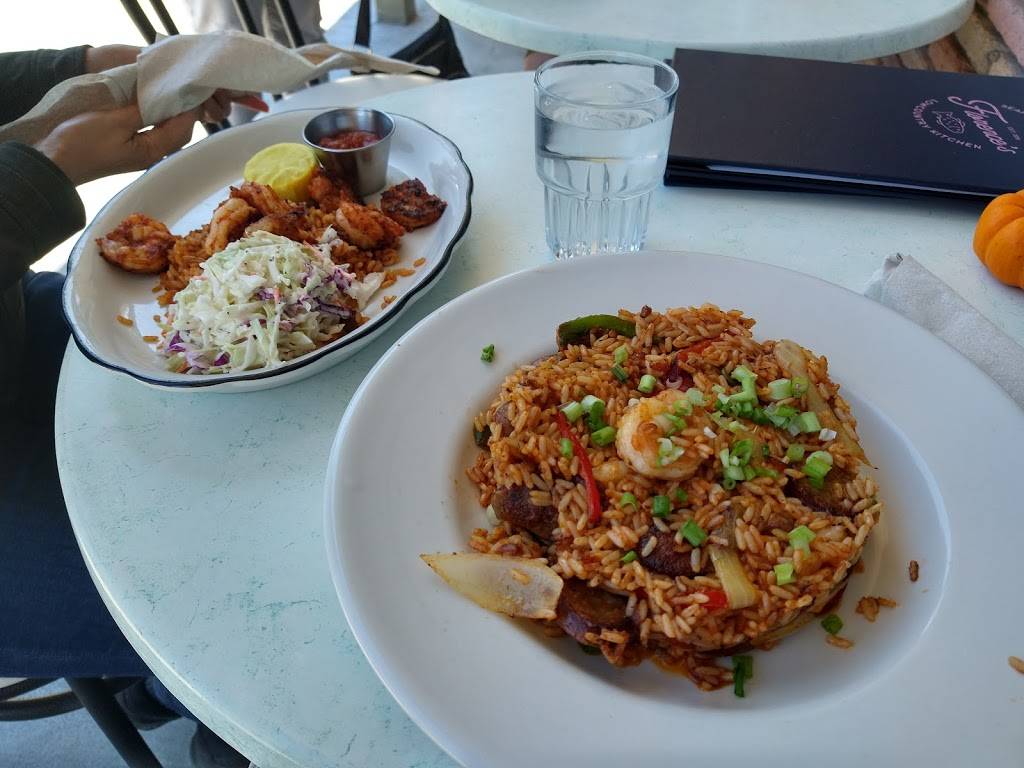 Florences Lowcountry Kitchen | restaurant | 90 Folly Rd Blvd Suite B-4, Charleston, SC 29407, USA | 8435078285 OR +1 843-507-8285