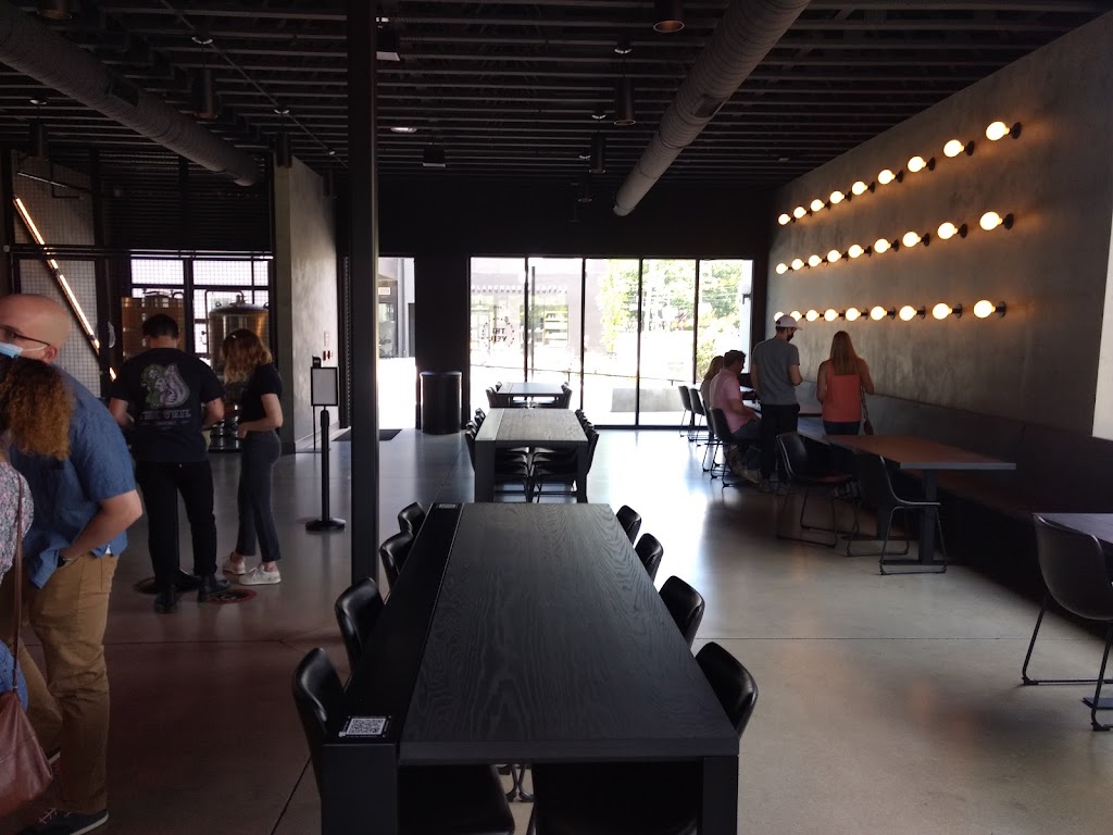 The Veil Brewing Co. - Forest Hill | restaurant | 4910 Forest Hill Ave, Richmond, VA 23225, USA | 8043490120 OR +1 804-349-0120