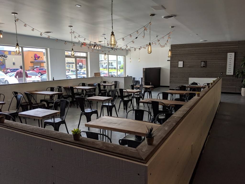 Black Salt | restaurant | 610 N Main St Suite A, Blacksburg, VA 24060, USA | 5404125112 OR +1 540-412-5112