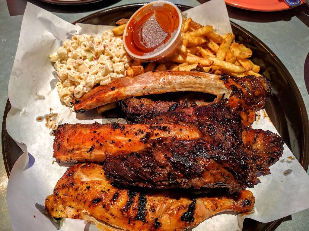 Phils BBQ | restaurant | 579 Grand Ave, San Marcos, CA 92078, USA | 7607591400 OR +1 760-759-1400