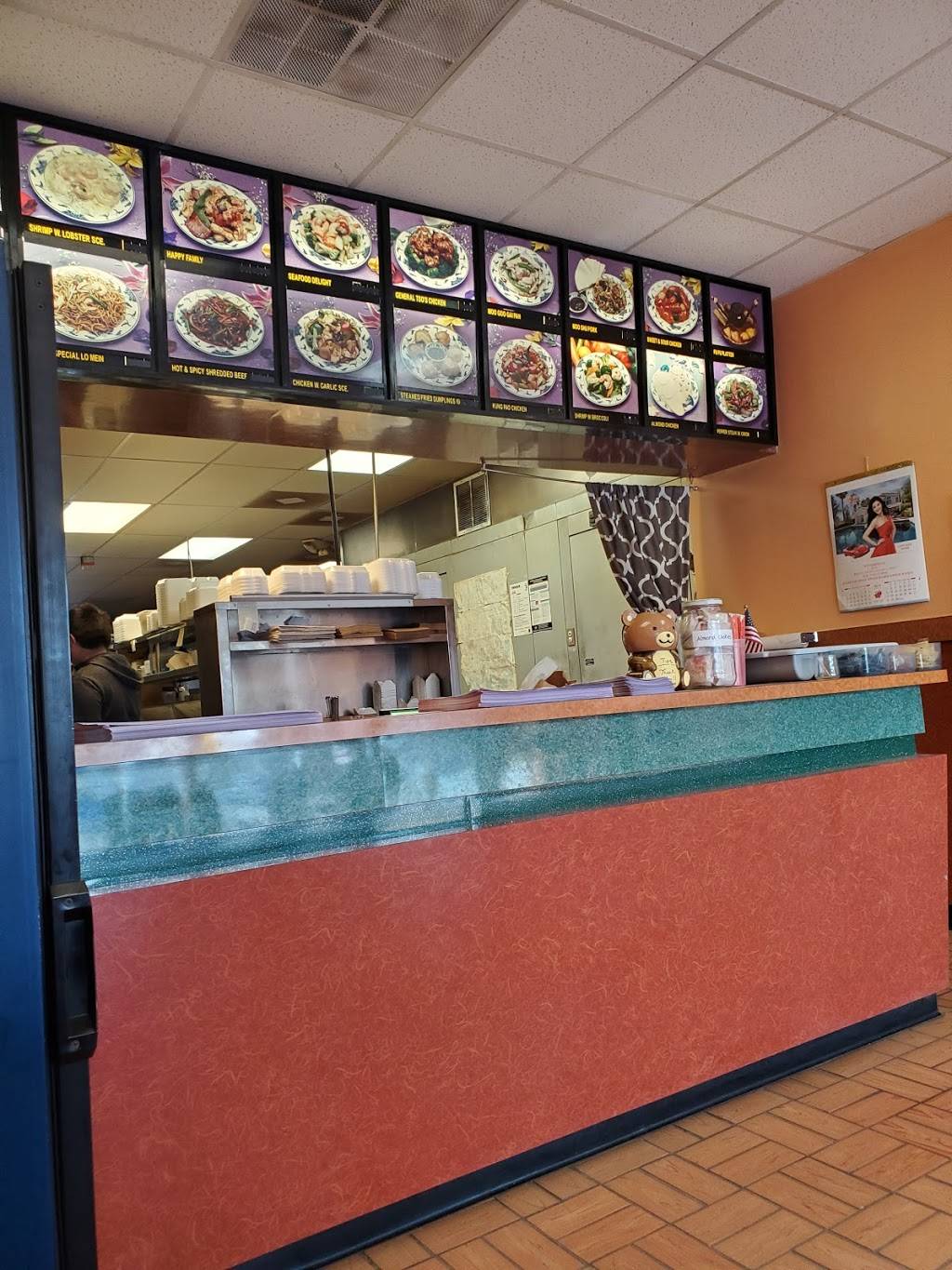 China House | restaurant | 106 W Main St, Pinckney, MI 48169, USA | 7348789000 OR +1 734-878-9000