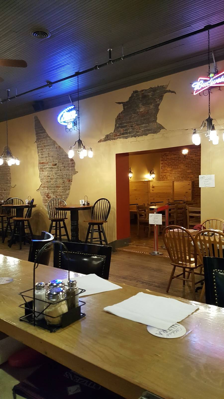 Maters Pizza & Pasta Emporium | restaurant | 108 E Main St, Albertville, AL 35950, USA | 2568919878 OR +1 256-891-9878