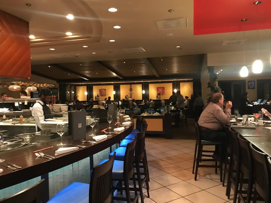 Roys Restaurant | restaurant | 7760 W Sand Lake Rd, Orlando, FL 32819, USA | 4073524844 OR +1 407-352-4844